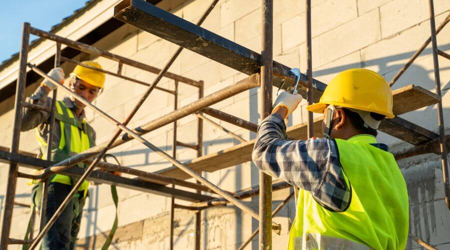 Professional fairlawn roofing services in Carlinville, IL